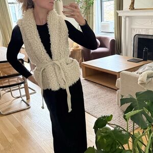 Wilfred Aritzia Beige Shearling Jacket